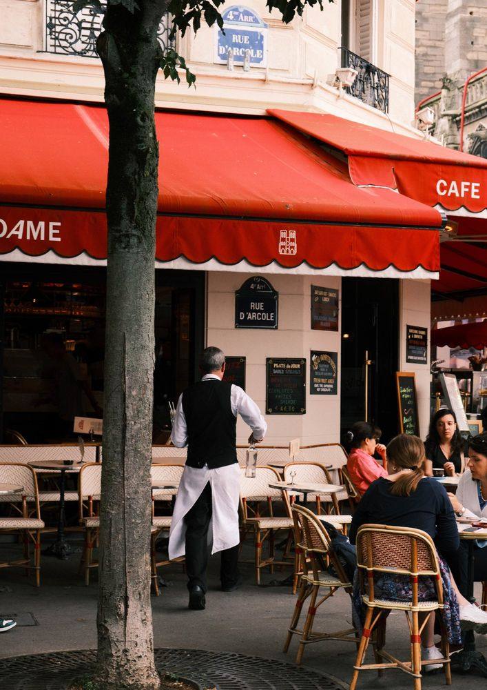 Garçon de café