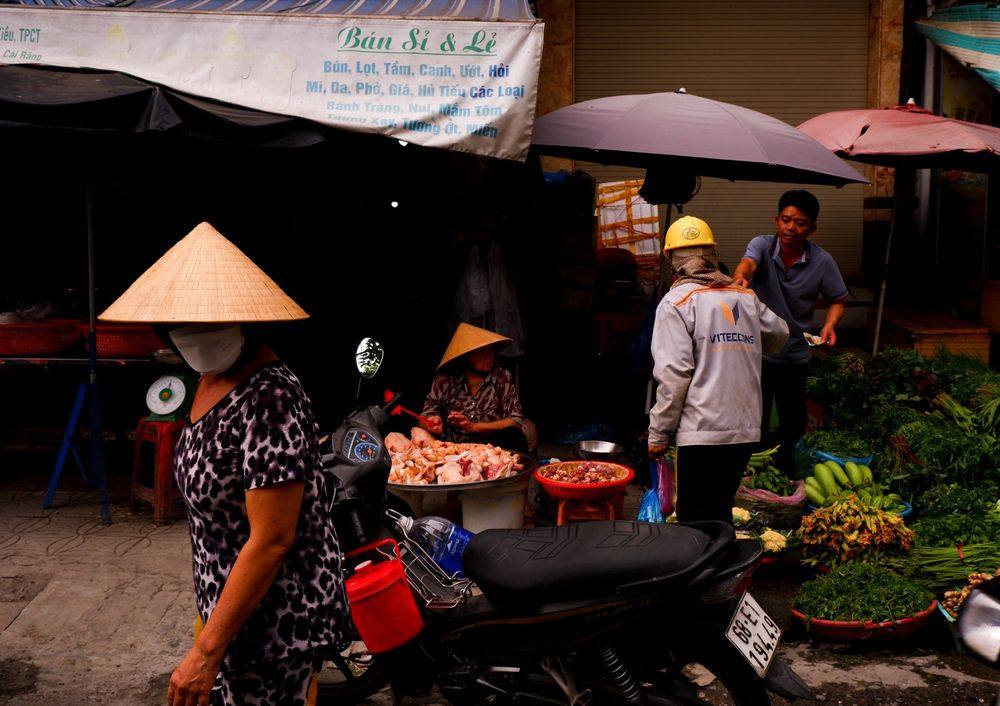 Marché · Conique